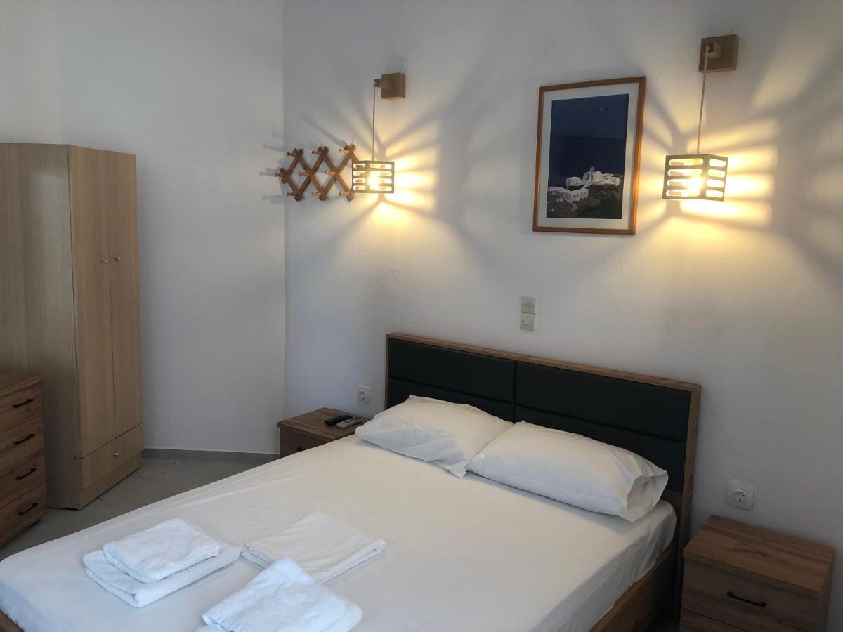 Petradi Sifnos Aparthotel Platis Gialos  Exteriör bild