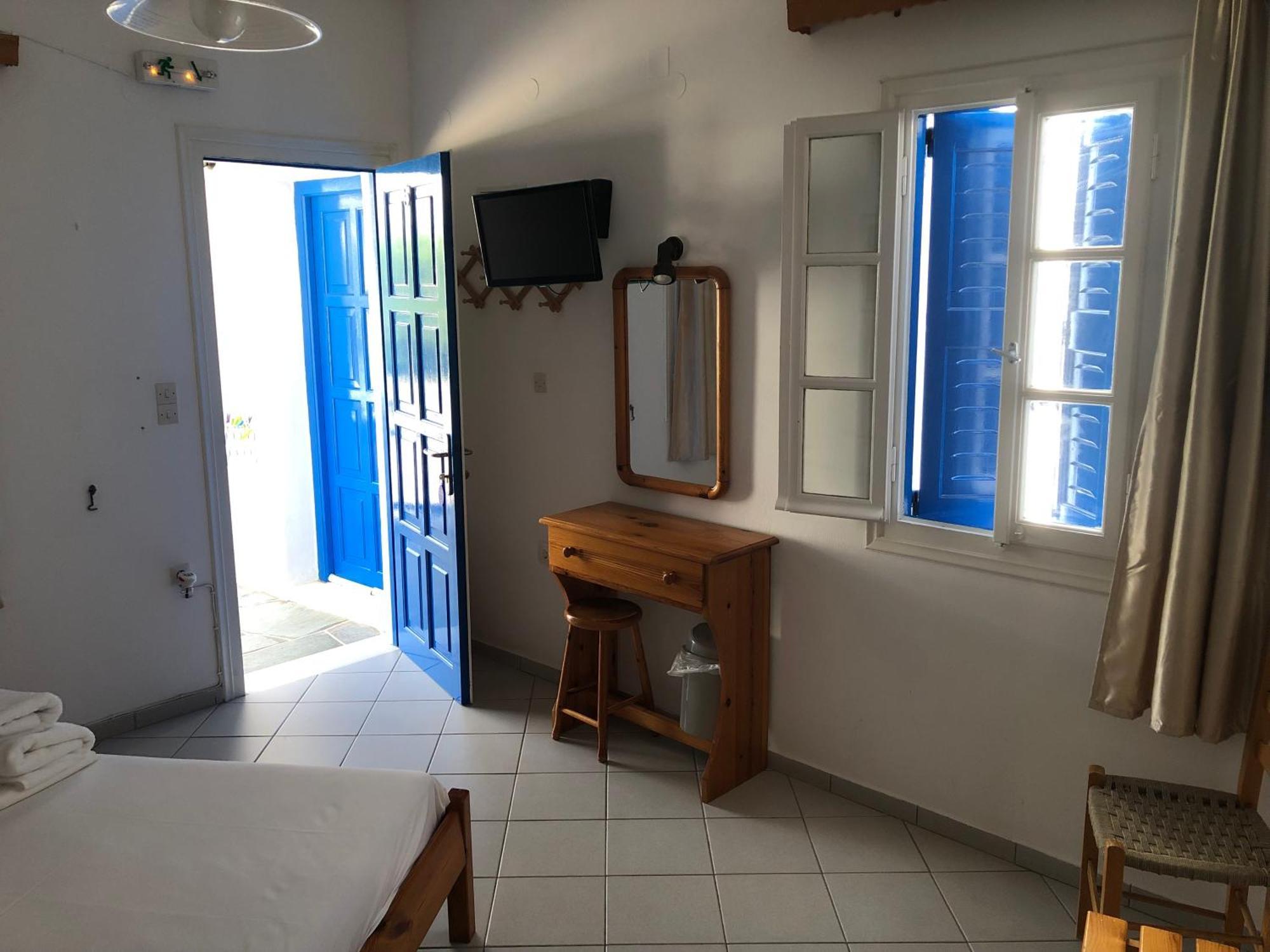 Petradi Sifnos Aparthotel Platis Gialos  Exteriör bild