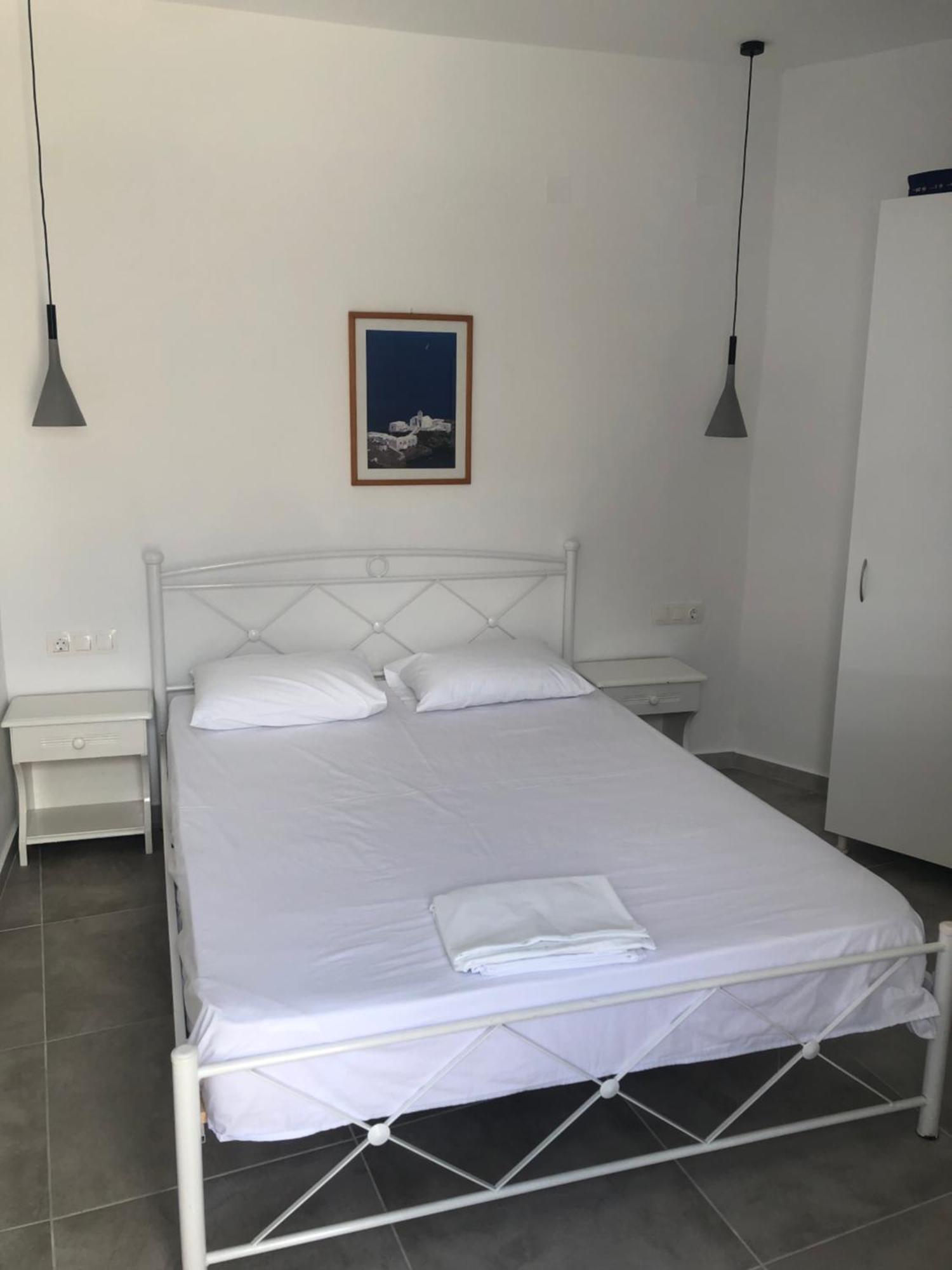 Petradi Sifnos Aparthotel Platis Gialos  Exteriör bild